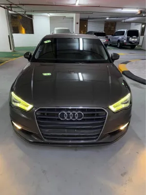 2015 اودي آي ٣ Prestige