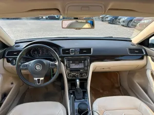 2015 فولجس فاجن باسات Sport