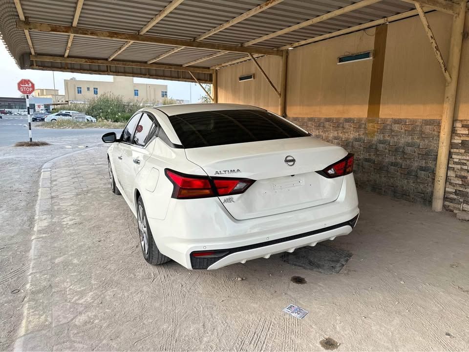 2020 Nissan Altima SR