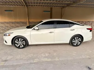 2020 Nissan Altima SR