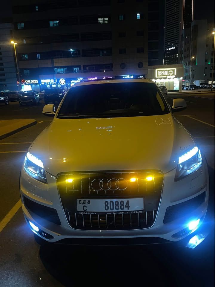 2015 اودي كيو٧ Prestige