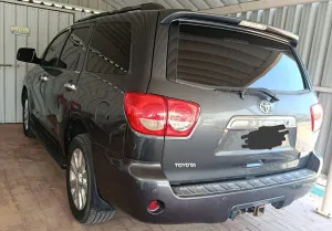 2008 تويوتا سيكويا SR5