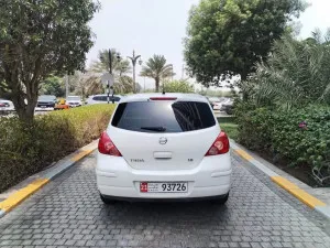 2013 نيسان تيدا S