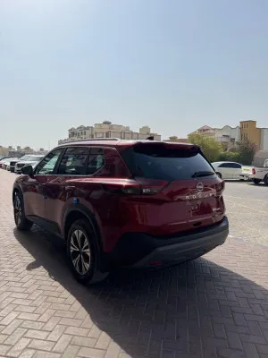 2022 نيسان روج SL