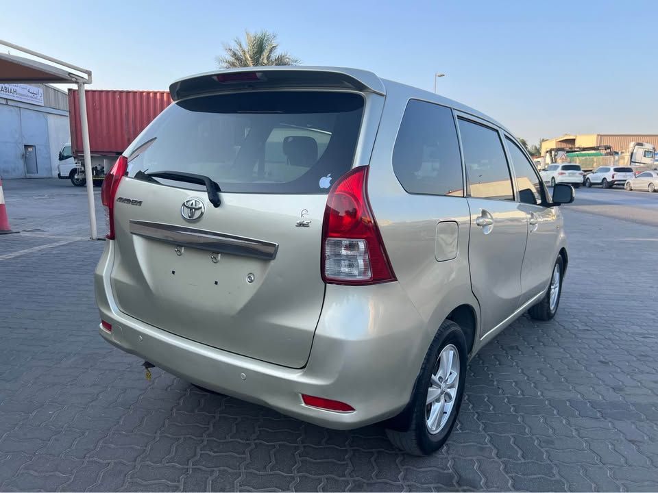 2015 تويوتا أفانزا E CVT