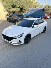 2021 هيونداي افانتي SE