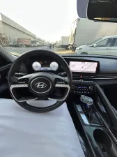 2021 هيونداي افانتي SE