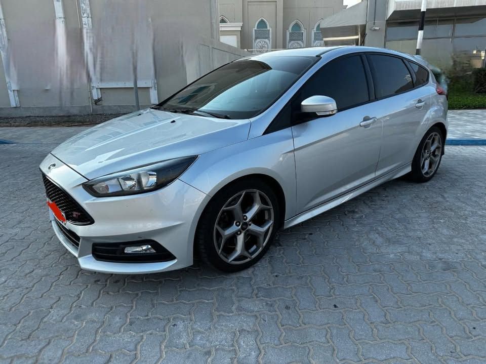 2018 فورد فوكس S