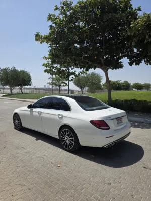2017 Mercedes-Benz E-Class E200