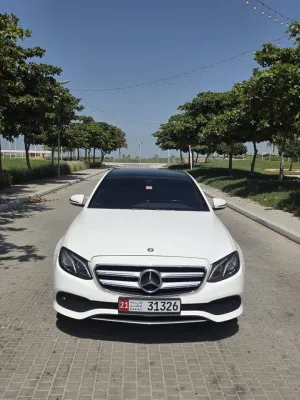 2017 Mercedes-Benz E-Class E200