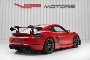 2024 بورش كايمن 718 Cayman GT4 RS
