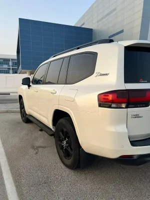 2022 Toyota Land Cruiser EXR