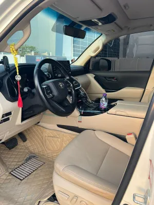 2022 Toyota Land Cruiser EXR