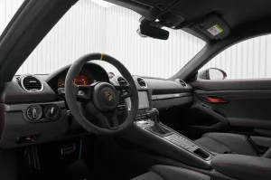 2024 بورش كايمن 718 Cayman GT4 RS