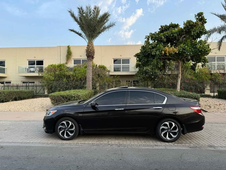 2017 هوندا أكورد Sport Special Edition