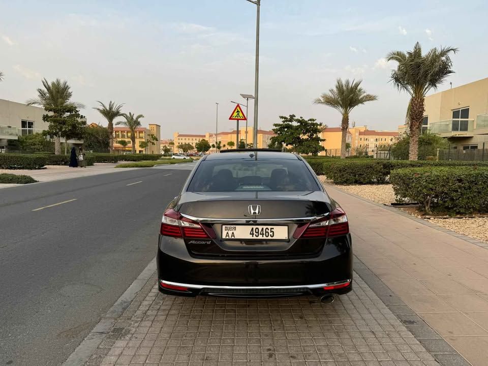 2017 هوندا أكورد Sport Special Edition