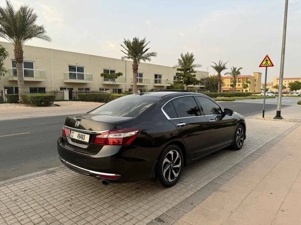 2017 هوندا أكورد Sport Special Edition