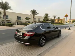 2017 هوندا أكورد Sport Special Edition