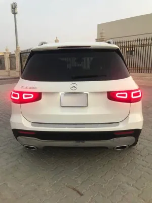 2021 Mercedes-Benz GLB GLB300