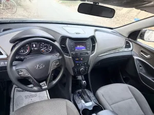 2018 Hyundai Santa Fe SE