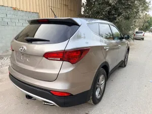 2018 Hyundai Santa Fe SE