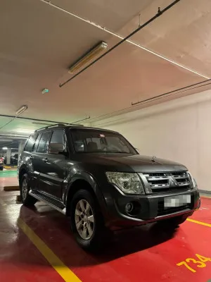 2012 Mitsubishi Pajero GLS