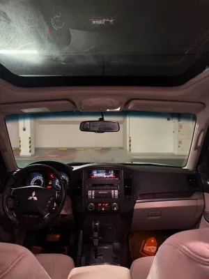 2012 Mitsubishi Pajero GLS