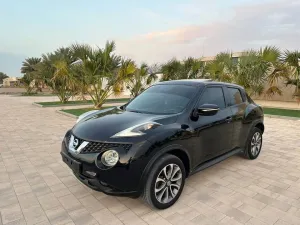 2015 نيسان جوك S