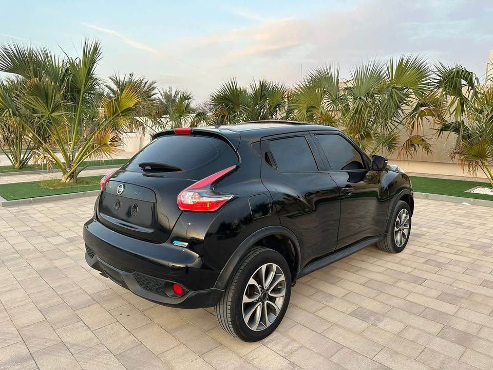 2015 نيسان جوك S