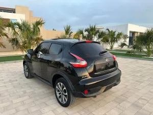 2015 نيسان جوك S