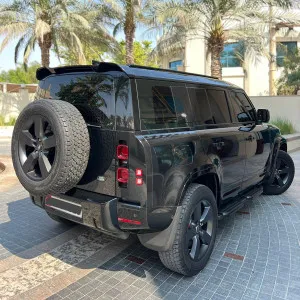 2022 لاند روفر ديفندر 110 HSE