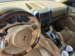 2011 Porsche Cayenne Platinum Edition