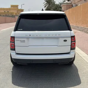 2018 لاند روفر رينج روفر HSE