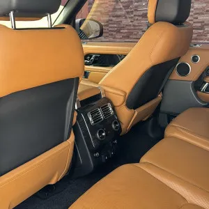 2018 لاند روفر رينج روفر HSE