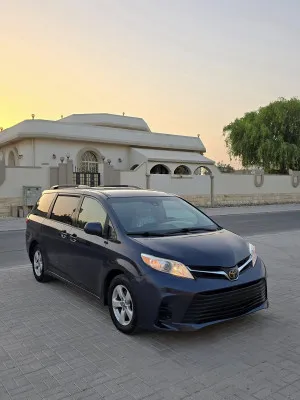 2018 تويوتا سيينا Limited