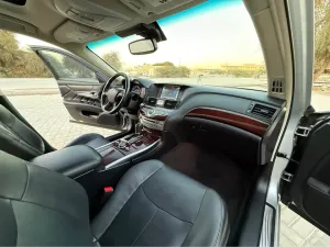 2017 إنفينيتي كيو ٧٠ LUXE