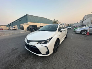 2022 تويوتا كورولا Hybrid LE