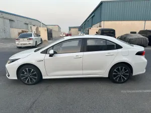 2022 تويوتا كورولا Hybrid LE
