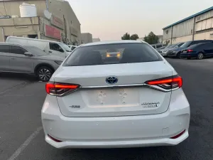 2022 تويوتا كورولا Hybrid LE