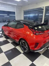 2019 Hyundai Veloster standard