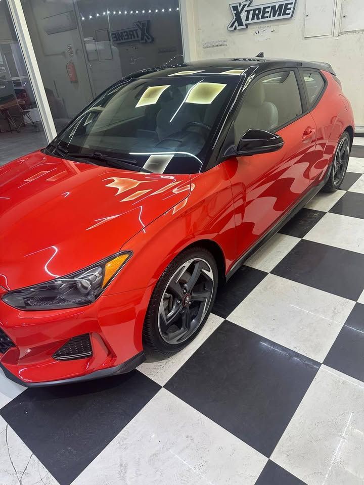 2019 Hyundai Veloster standard