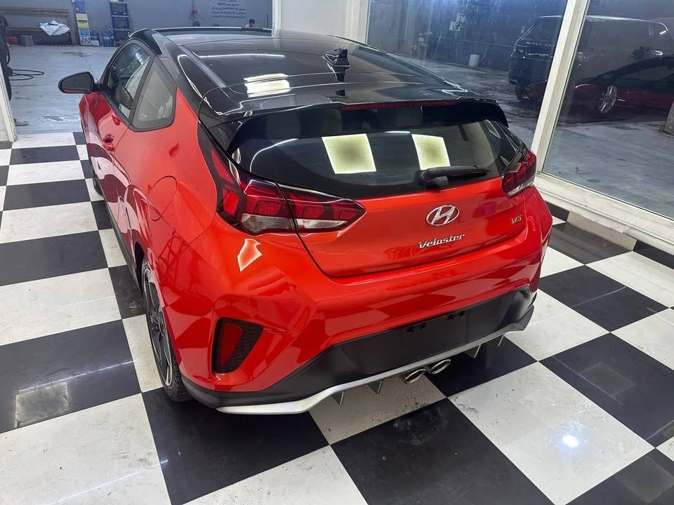 2019 Hyundai Veloster standard