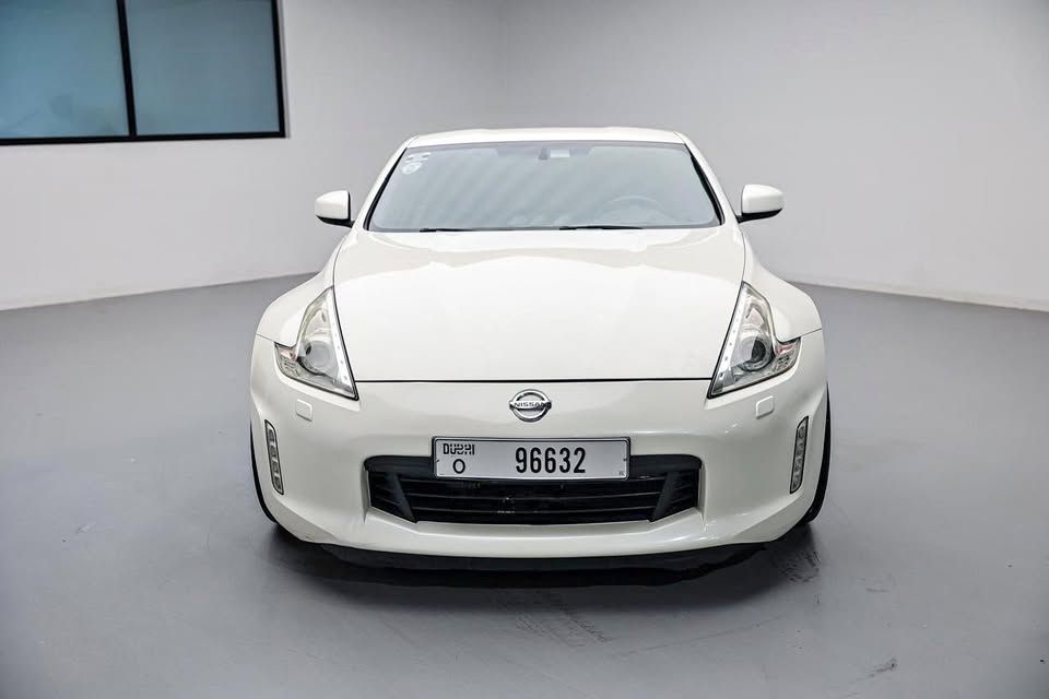 2013 نيسان ٣٧٠Z Sport