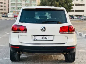 2010 فولجس فاجن طوارق SE