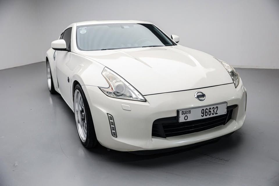 2013 نيسان ٣٧٠Z Sport