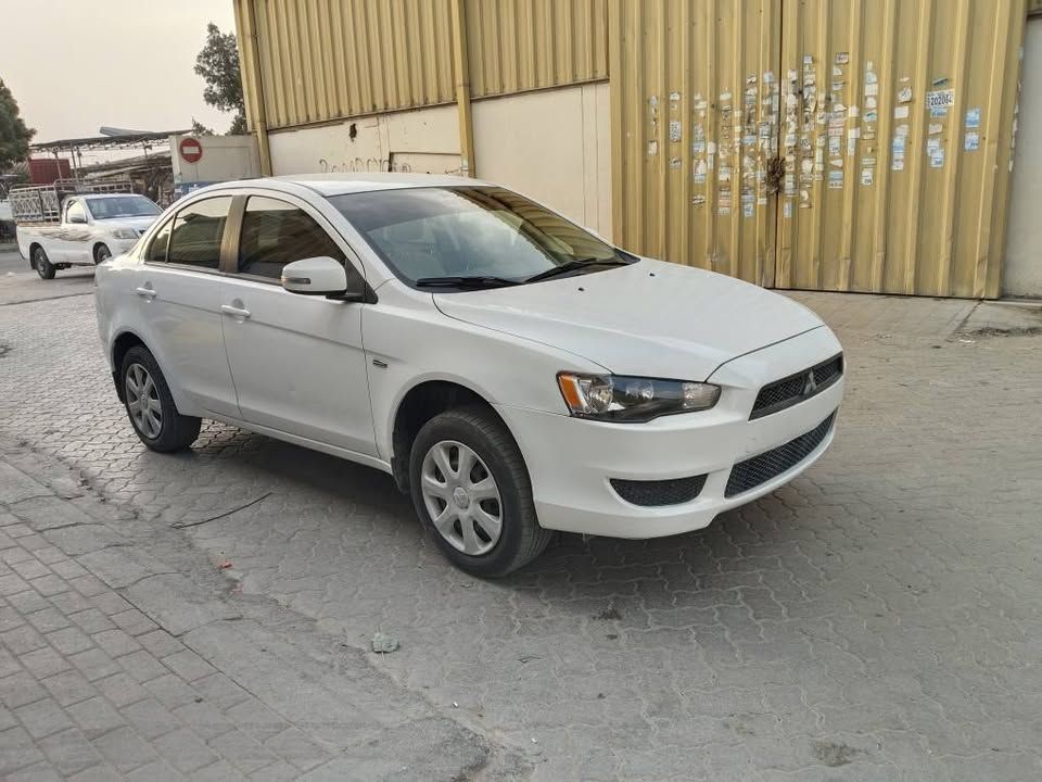 2015 ميتسوبيشي لانسر EX