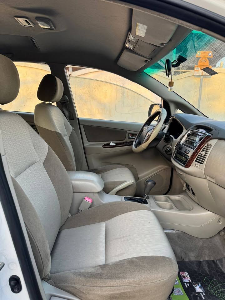 2015 Toyota Innova 2.7 GX 8 ST