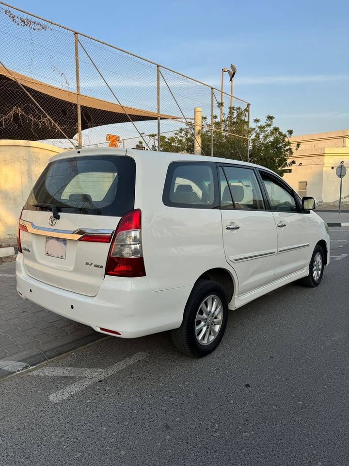 2015 Toyota Innova 2.7 GX 8 ST