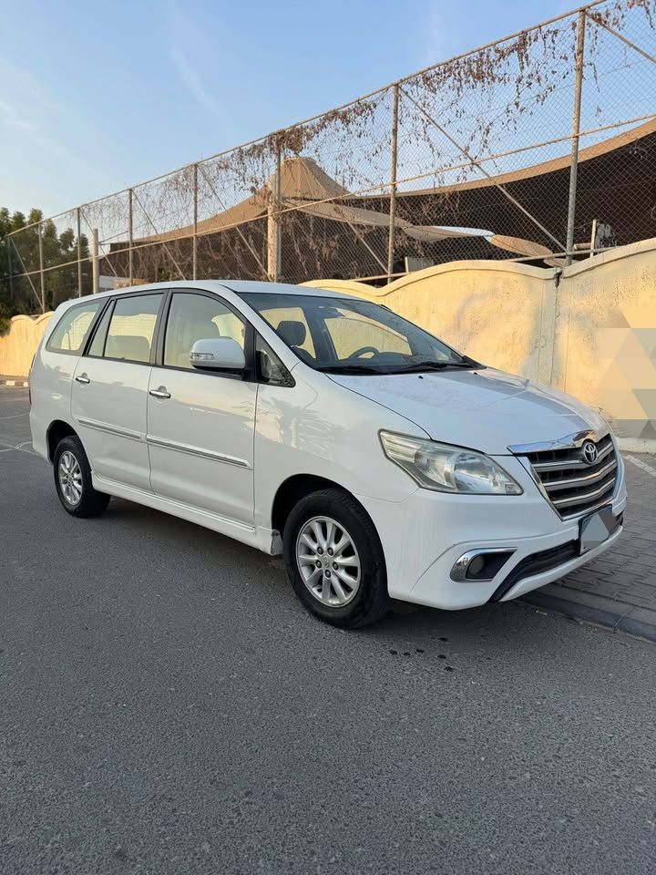2015 Toyota Innova 2.7 GX 8 ST