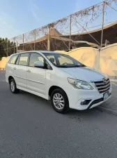 2015 Toyota Innova 2.7 GX 8 ST